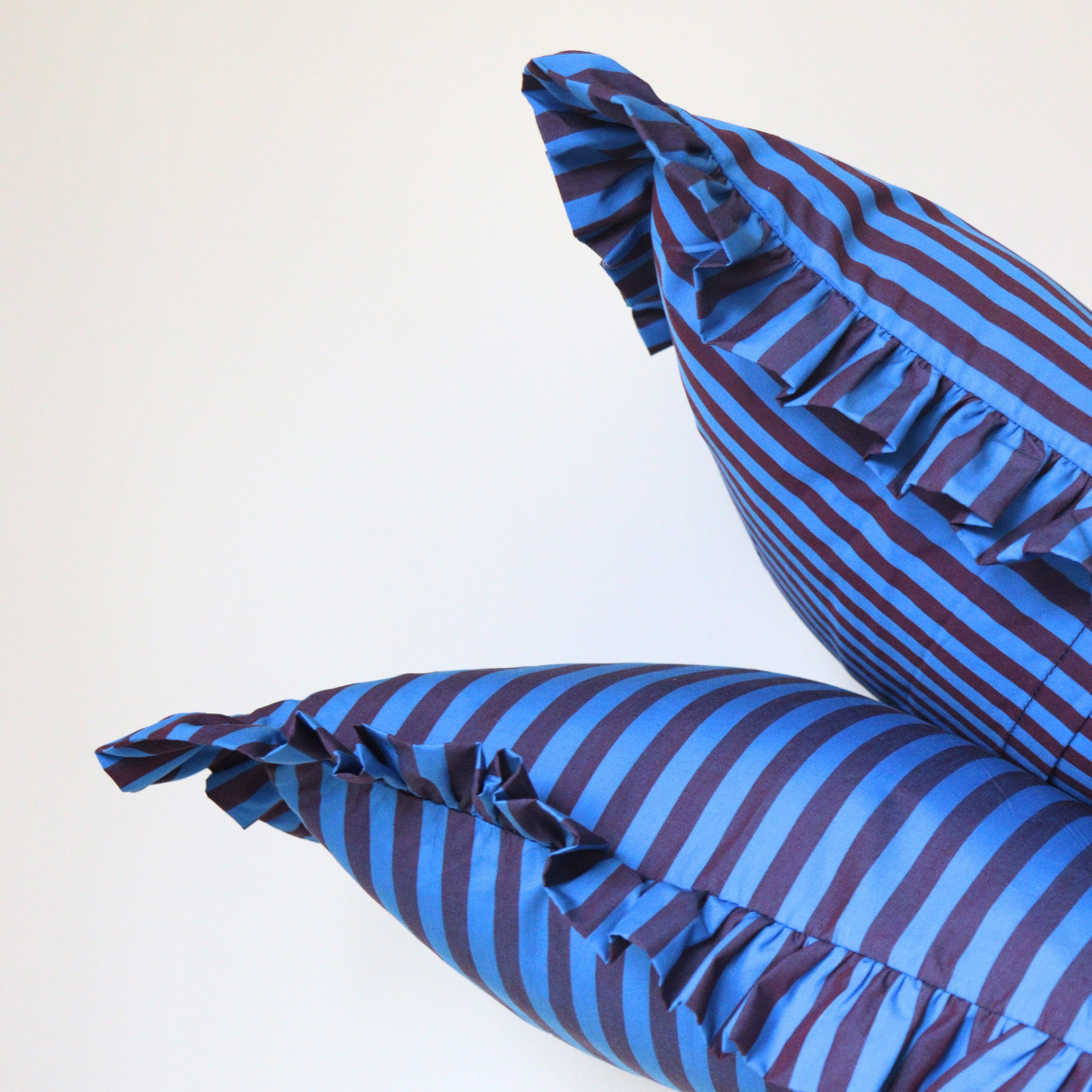 Striped Ruffle Cushion Cover - Blue Purple